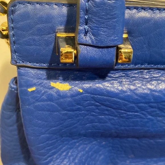 Guess small handbag gold chain straps - Picture 10 of 10